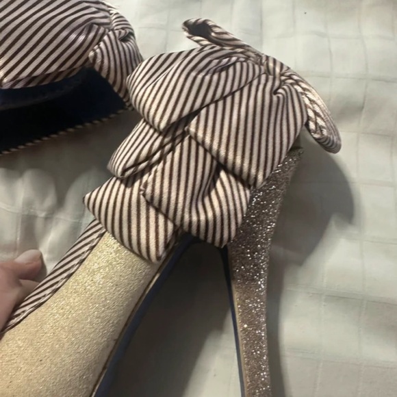 Poetic License Cream and Brown Striped Heels - Picture 5 of 6